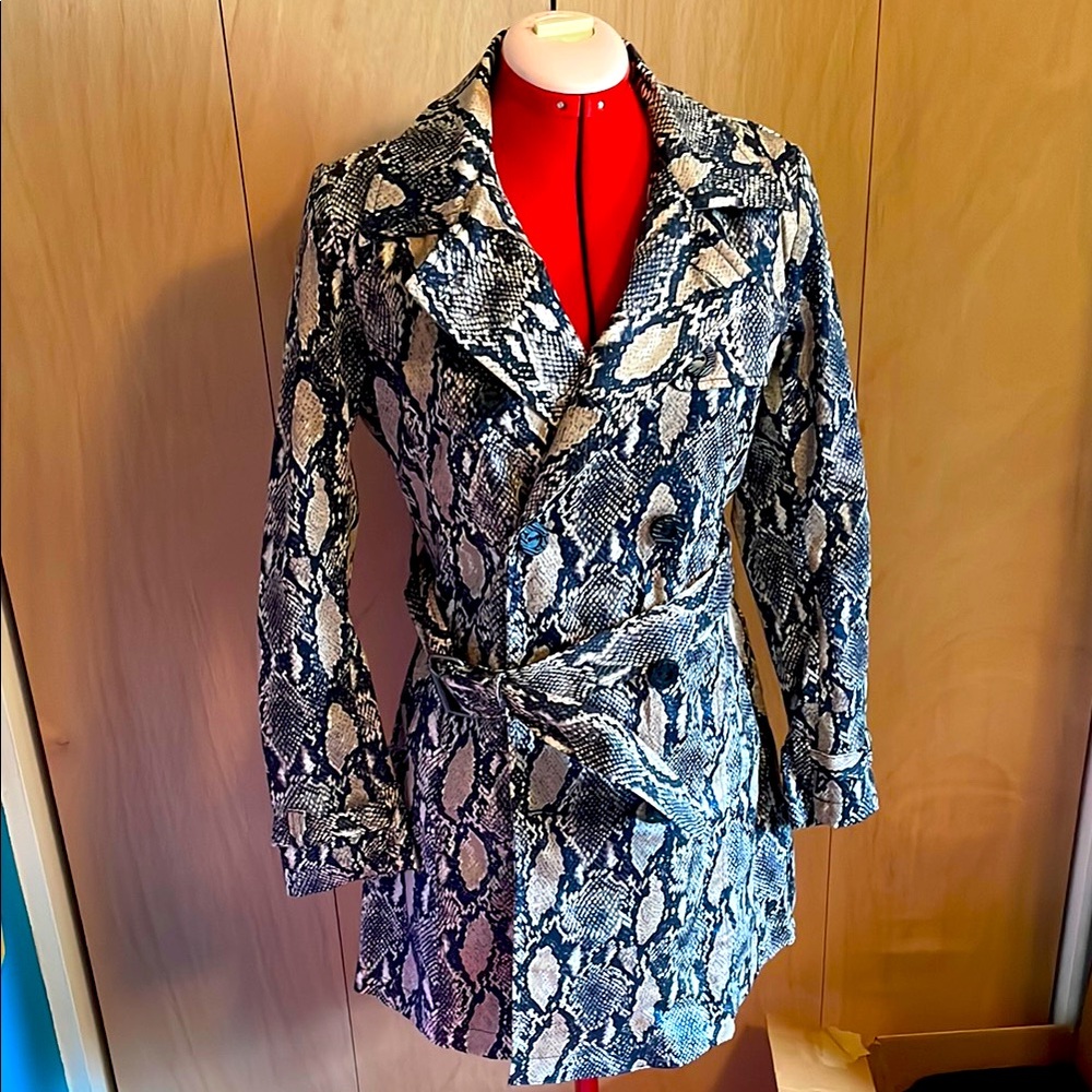 Tripp NY  Blue Snake Print Women's trench Coat